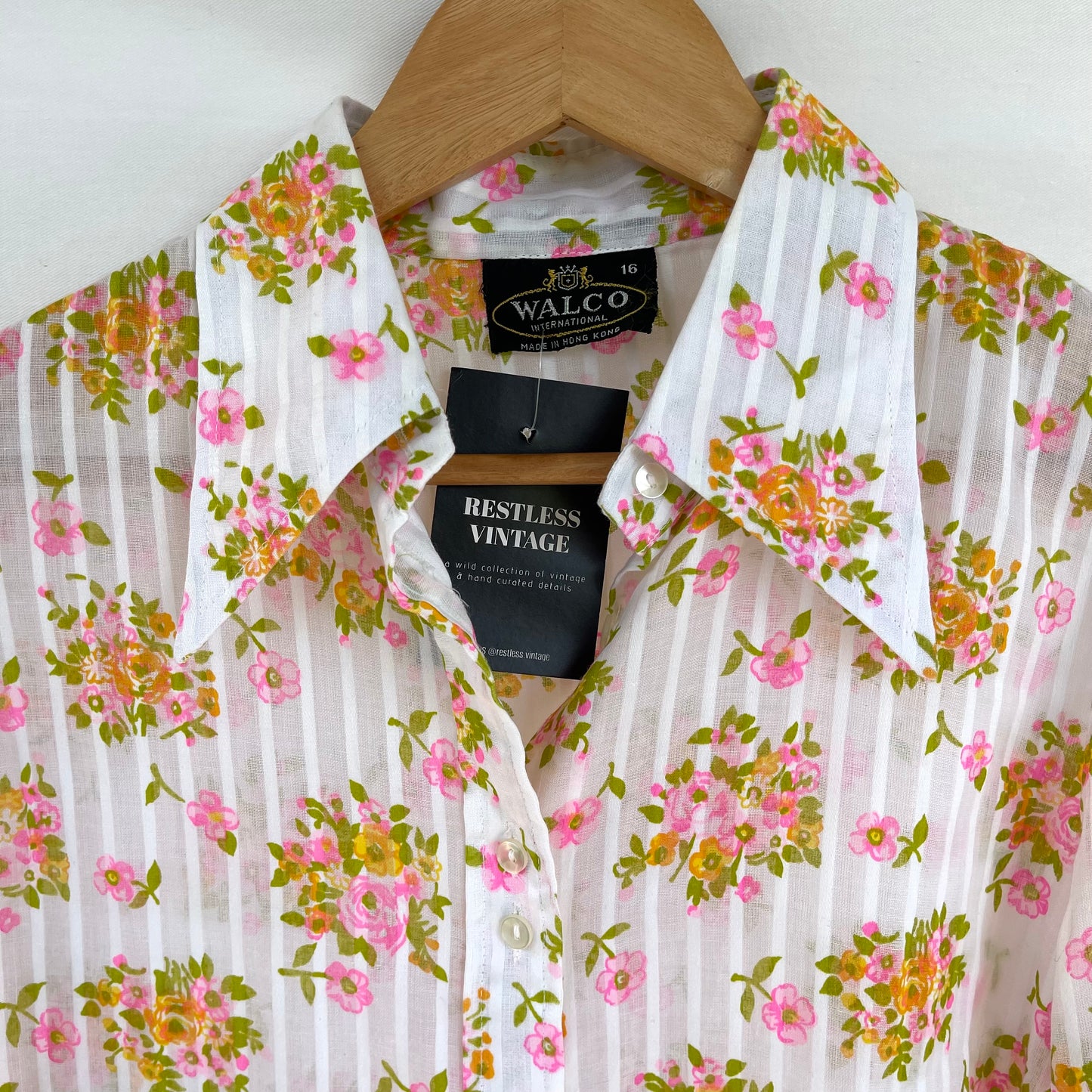 VINTAGE 1970s FLORAL LONG SLEEVE BUTTON UP BLOUSE