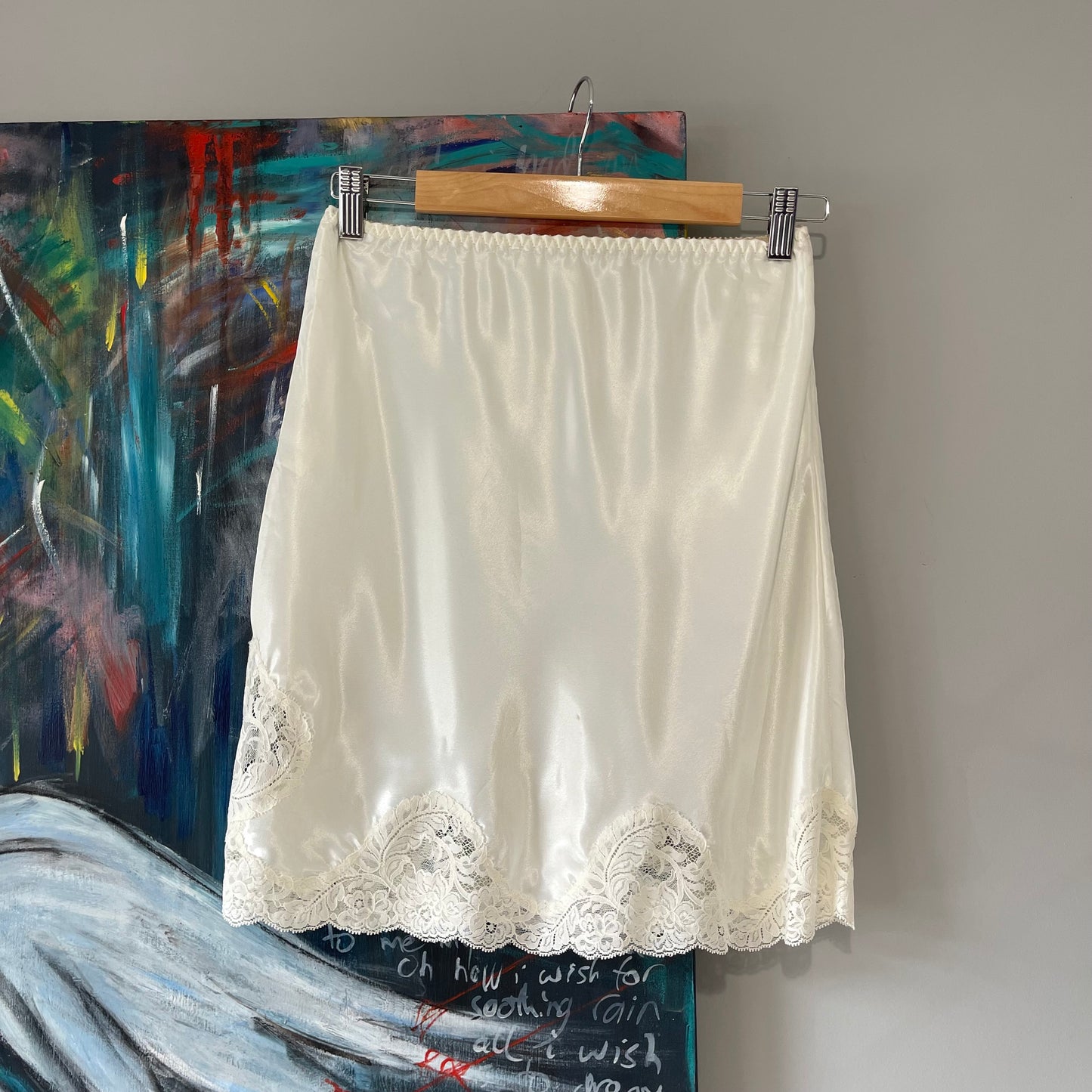 VINTAGE 80s WONDERMAIDS WHITE LACE SLIP SKIRT
