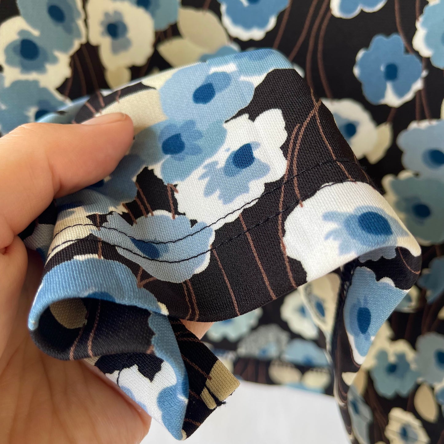 VINTAGE Y2K BLACK BLUE FLORAL HIGHWAIST SIDE SPLIT MINI SKIRT