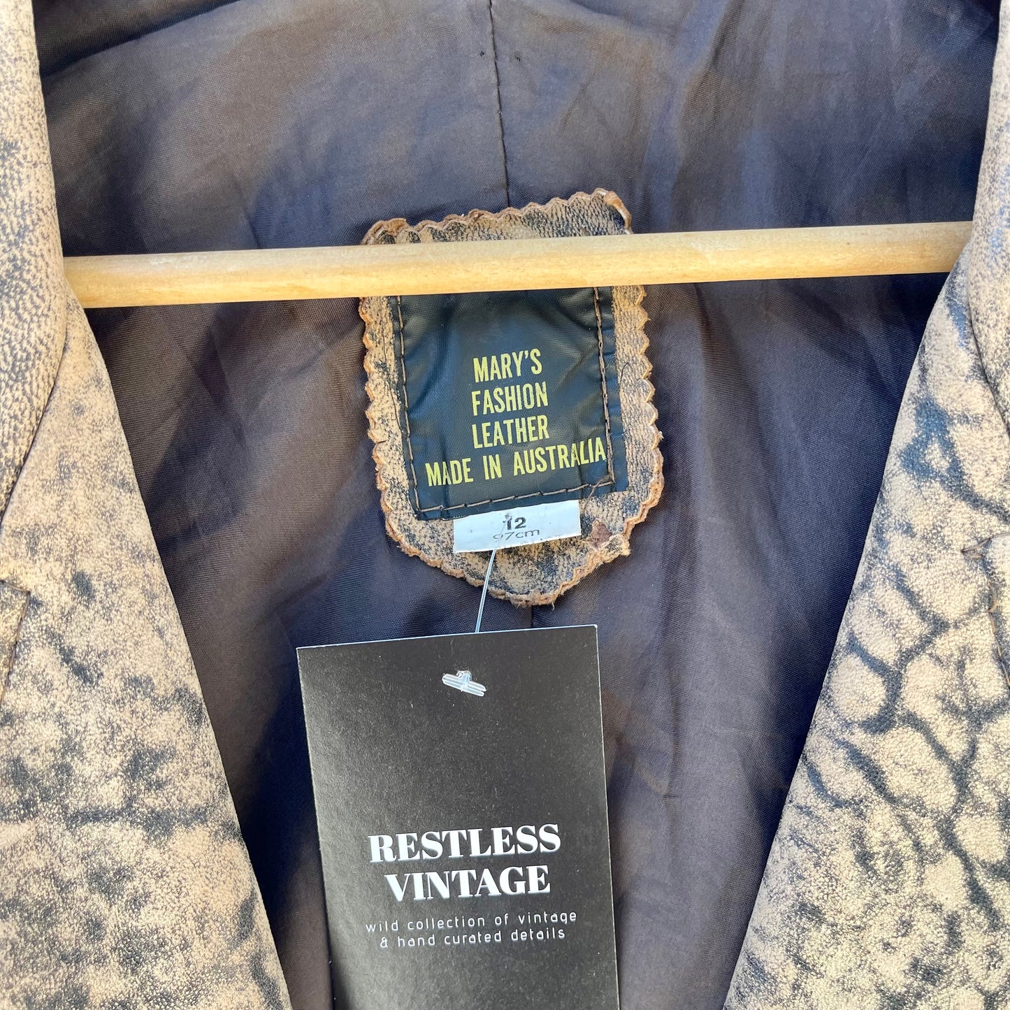 VINTAGE 80s TAN SOFT LEATHER JACKET