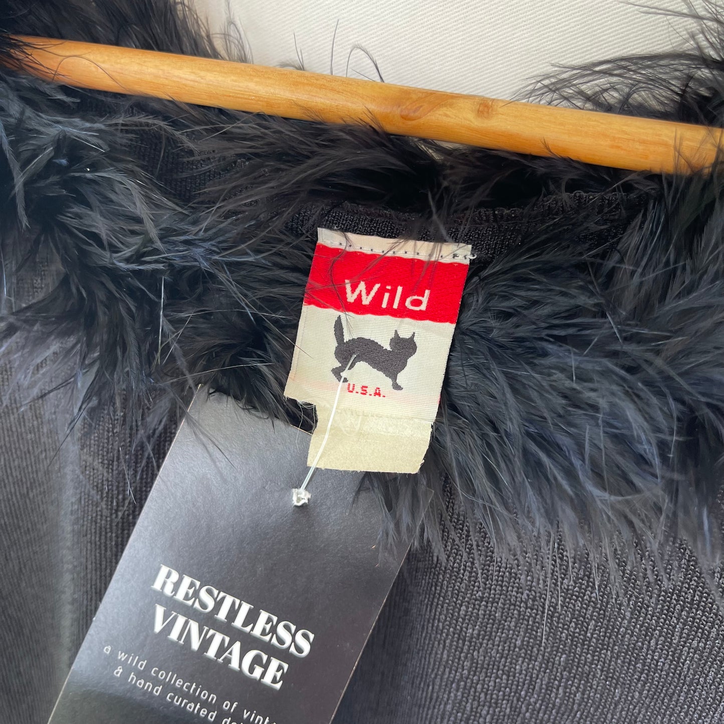 VINTAGE 1980s RARE BLACK FEATHER STATEMENT TANK