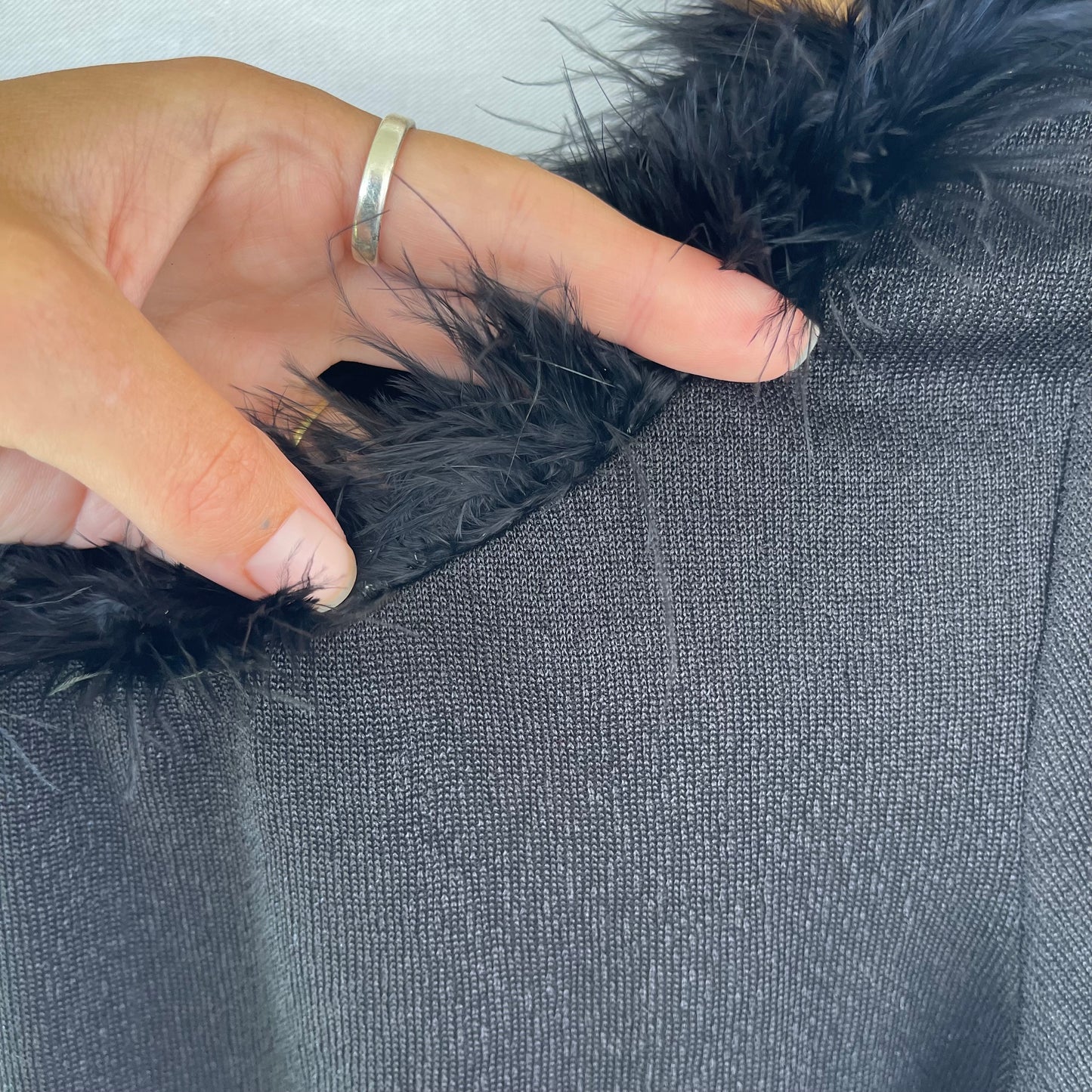 VINTAGE 1980s RARE BLACK FEATHER STATEMENT TANK