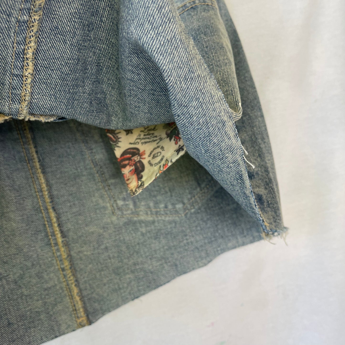 DEADSTOCK ED HARDY SACRED HEART SKULL MINI SKIRT