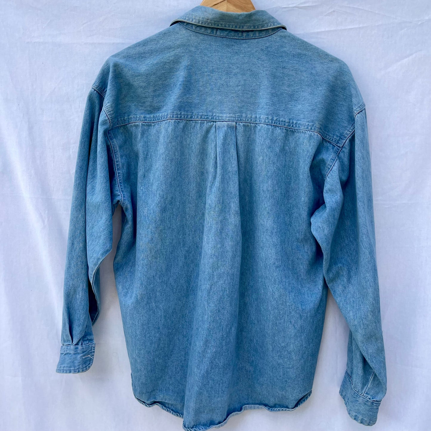 VINTAGE 90s DENIM BUTTON UP SHIRT