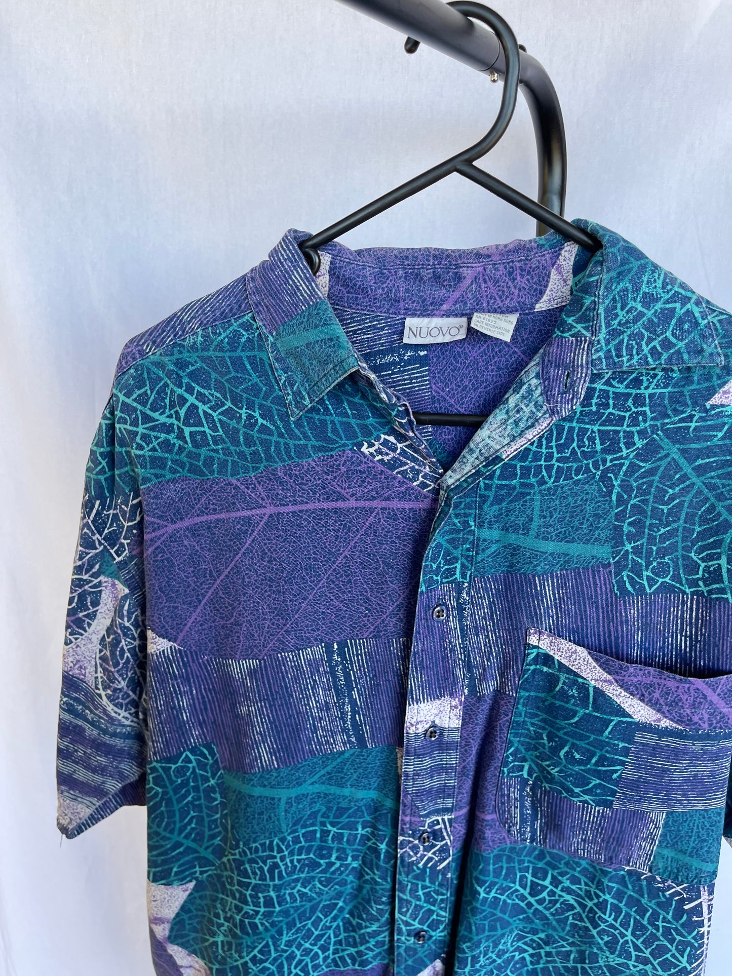 VINTAGE 90s PURPLE BLUE ABSTRACT BUTTON UP