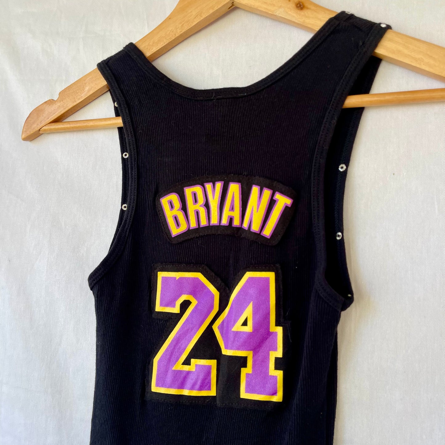 VINTAGE Y2K BLACK BEDAZZLED LAKERS TANK