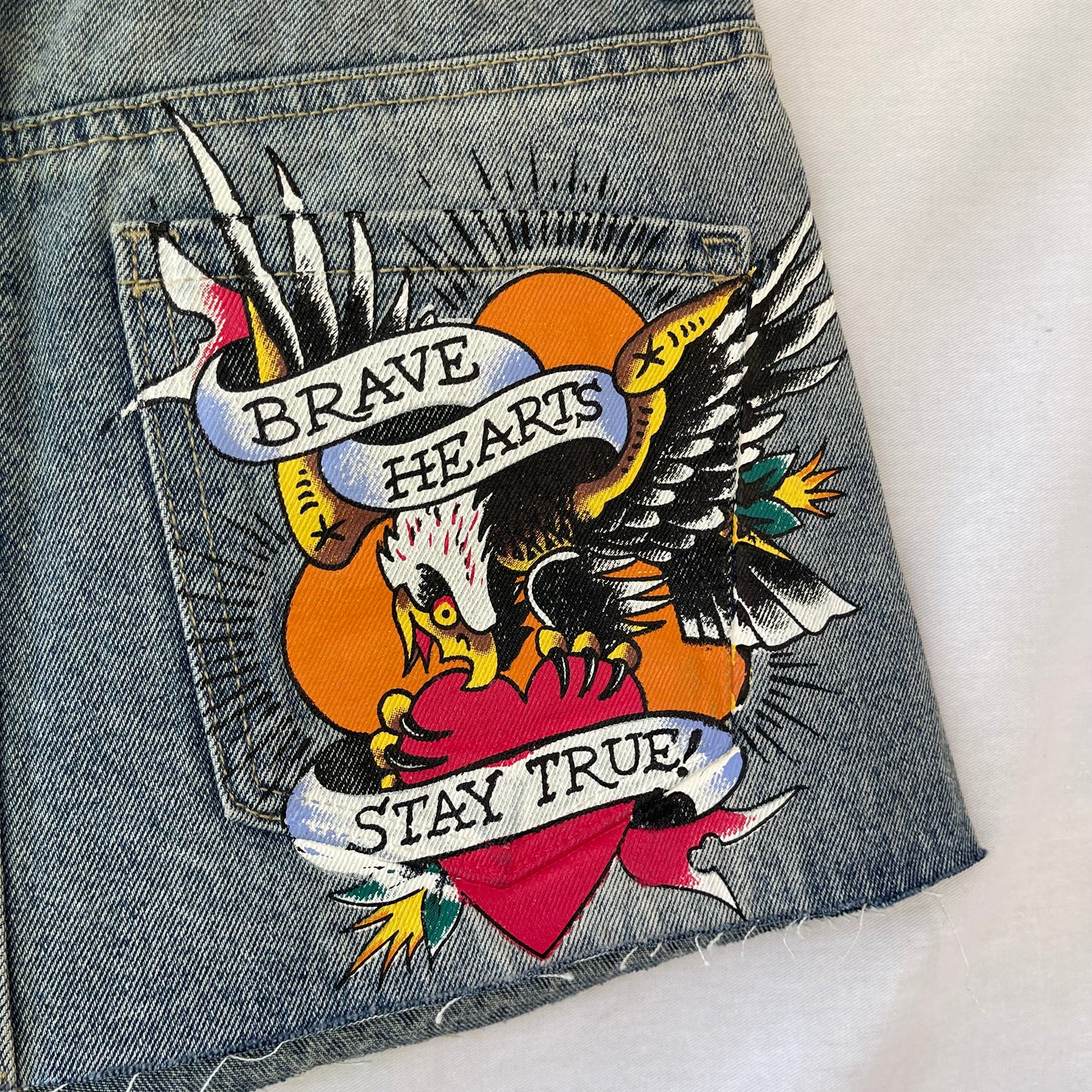 DEADSTOCK ED HARDY BRAVE HEARTS MINI SKIRT