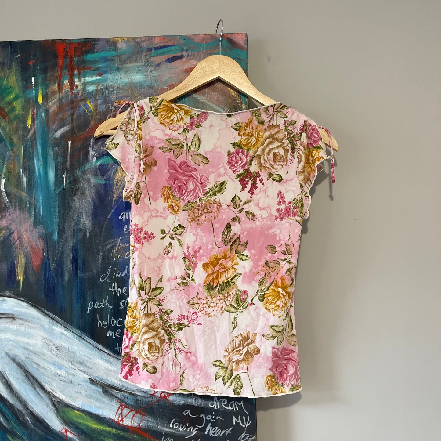 VINTAGE Y2K FLORAL PINK WHIMSY DETAIL TANK