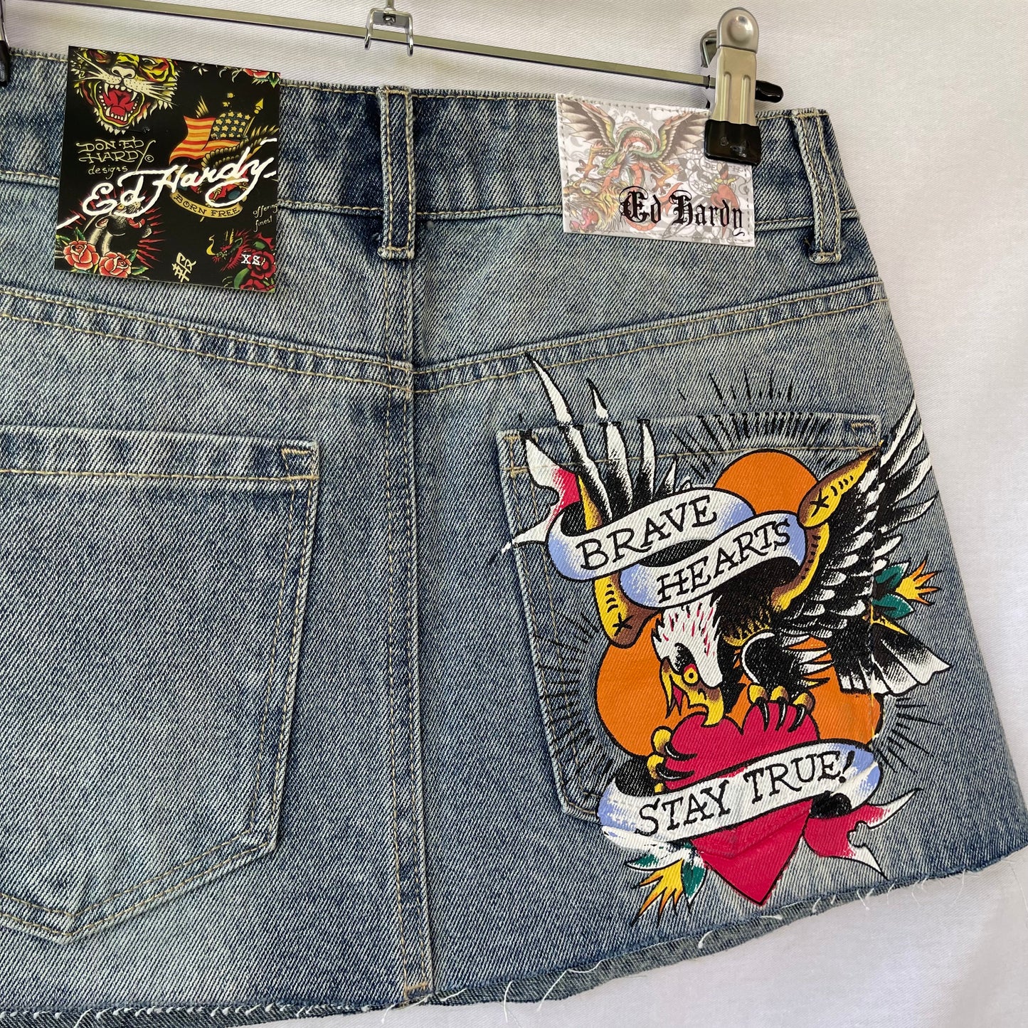 DEADSTOCK ED HARDY BRAVE HEARTS MINI SKIRT