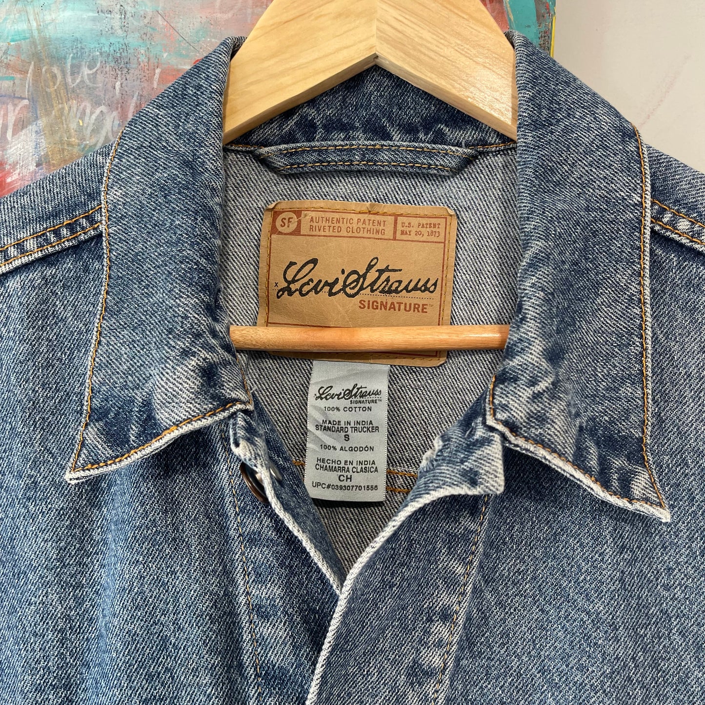 VINTAGE Y2K LEVI STAUSS SIGNITURE STANDARD TRUCKER DENIM JACKET
