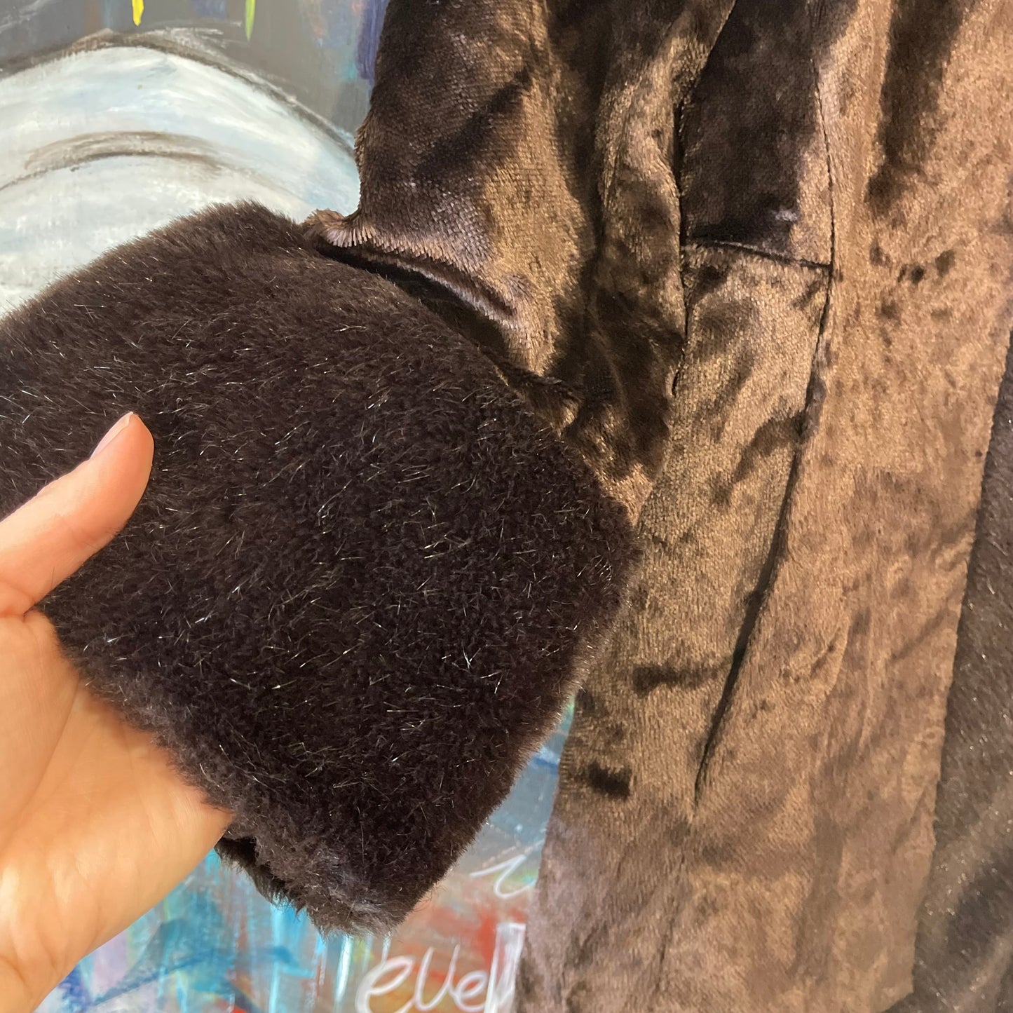VINTAGE 70s FAUX FUR STUNNING BROWN COAT