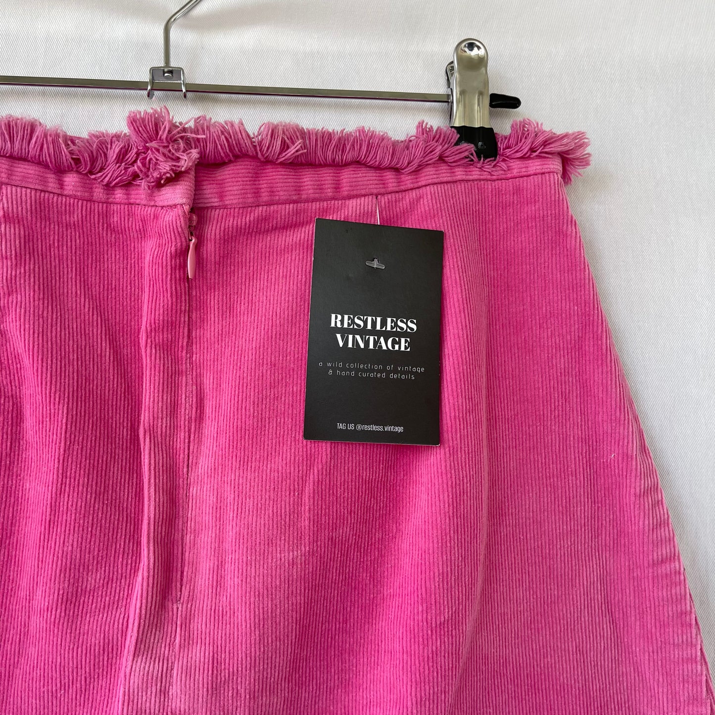 VINTAGE 90S LILI PINK CORD PANEL PLEAT SKIRT