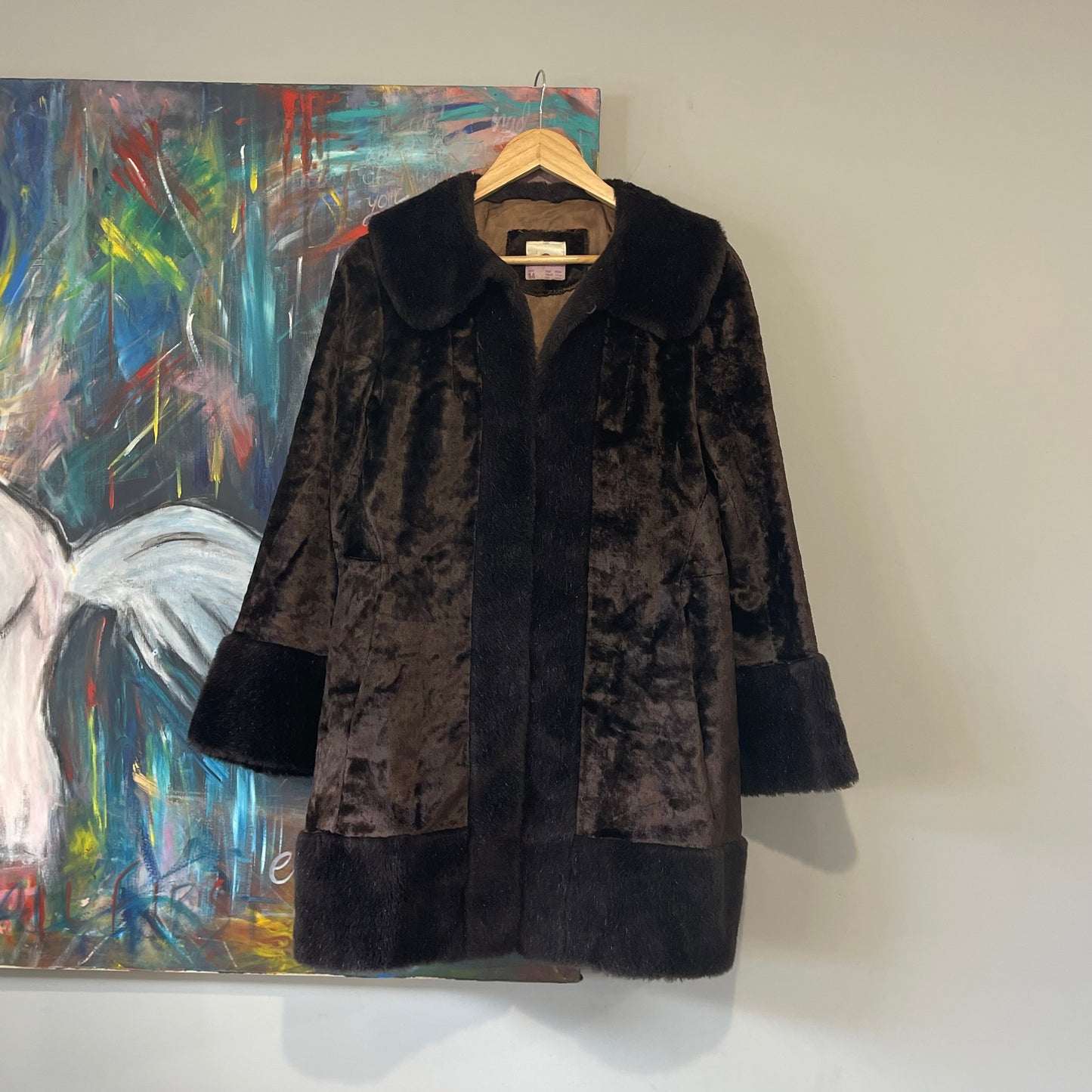 VINTAGE 70s FAUX FUR STUNNING BROWN COAT