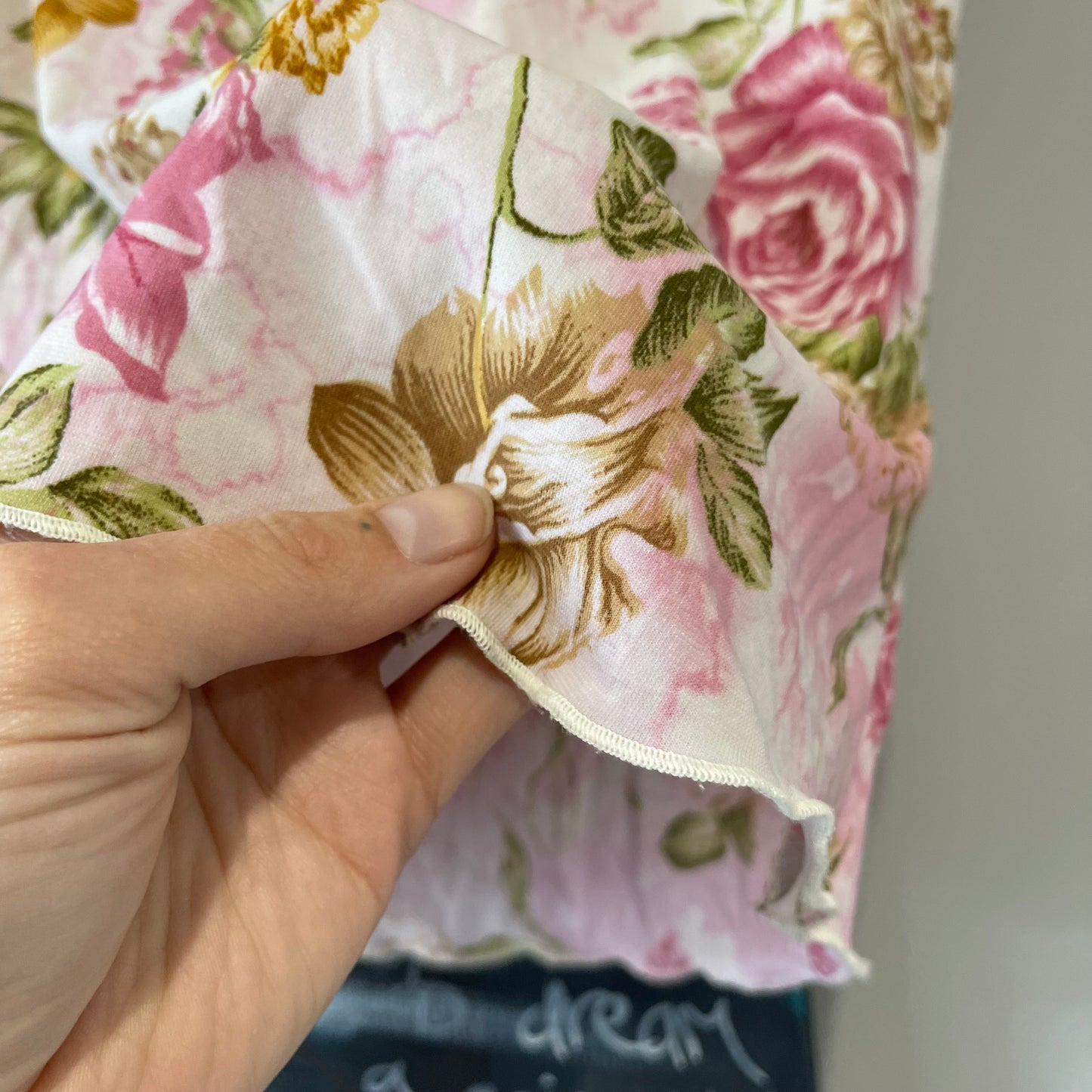 VINTAGE Y2K FLORAL PINK WHIMSY DETAIL TANK