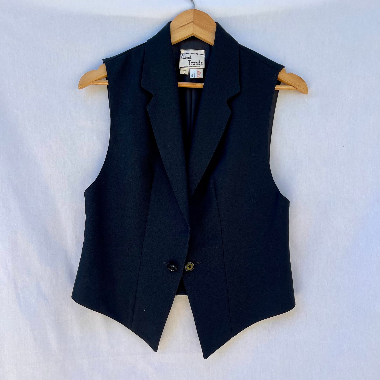 VINTAGE 80s BLACK TUX STYLE LADIES GILET
